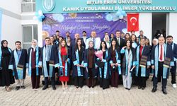 Ahlat’ta mezuniyet heyecanı: Kanık Yüksekokulu’nda coşkulu tören