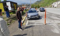 Bitlis İl Milli Eğitim Müdürü Vedat Kaya, MTSK sınavında incelemelerde bulundu
