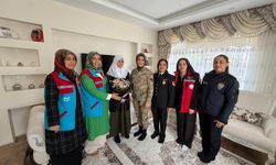 Ahlat’ta şehit anneleri yalnız bırakılmadı