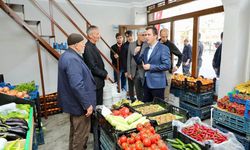 Bitlis Valisi Karakaya çarşı esnafını ziyaret etti