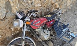 Akdik Köyü’nde motor kazası: 2 yaralı, 1’inin durumu ağır