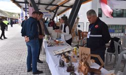 Bitlis’te Gençlik Festivali ve Kitap Fuarına Yoğun İlgi
