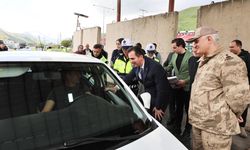 Vali Karakaya’dan Bayram Öncesi Yol Kontrol Noktalarına Ziyaret