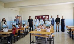 Ahlat'ta 12 bin 370 öğrenci karne alarak yaz tatiline girdi