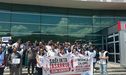Tatvan’da sağlıkçılardan eylem