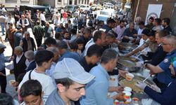 Bulanık'ta 5 bin kişiye aşure dağıtıldı