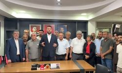 CHP'de gece yarısı çilingirli devir teslim