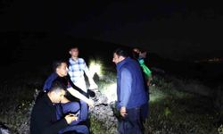 Dağlık alanda mahsur kalan baba ve oğlun imdadına ekipler yetişti