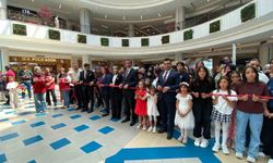 Erzurum'da koruyucu aile farkındalık sergisine yoğun ilgi