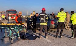Erzurum'da otomobil ile kamyonet çarpıştı: 3 ölü, 3 yaralı