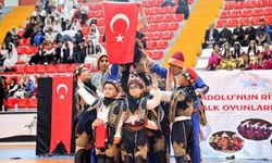 Kars’ta 923 öğrenci ve 67 ekip Halk Oyunları Şenliği'nde buluştu
