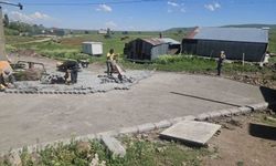 Kars'ta köy yolları kilit parke taşla yenileniyor