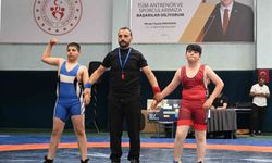 Minikler minderde kıyasıya yarıştı