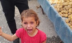 Pazarda kaybolan küçük kız, zabıta ekipleri sayesinde annesine teslim edildi