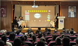 Susuz'da 'Liseler Arası Genel Kültür Bilgi Yarışması' heyecanı yaşandı