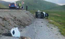 Van'da araç şarampole yuvarlandı: 1 yaralı