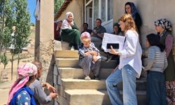 Yüksekova'da çiftçilere yönelik sağlık taraması ve brusella eğitimi