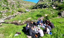Ahlat’ta Uludere Vadisi yürüyüşü doğaseverleri buluşturdu