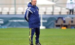 Herkes Aykut Kocaman’ı beklerken Fenerbahçe teknik direktör olarak İsmail Kartal’ı seçti