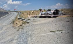 Tatvan-Van kara yolunda feci kaza: 5 kişi yaralandı