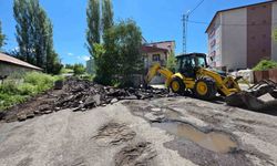 Ardahan’da bozulan asfalt yollar modern görünüme kavuşuyor