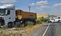 Bulanık’ta feci kaza: 2 ölü, 2 yaralı