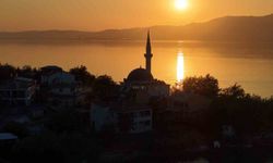 Elazığ'da kartpostallık gün batımı hayran bıraktı