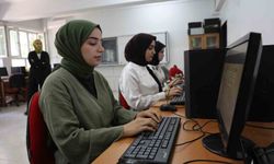 Geleceğin katipleri klavye kursunda yetişiyor