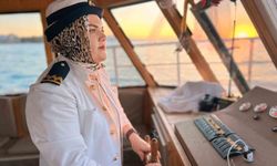 Van Gölü'nde dümenin yeni sahibi kadın kaptan