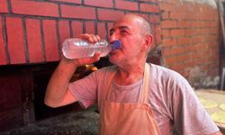 Van'da fırıncılar 300 derecelik sıcağa karşı ekmek mücadelesi veriyor