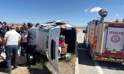 Van'da iki aracın çarpıştığı kazada 8 kişi yaralandı
