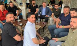 Yüksekova'da halkla iç içe olan kaymakam takdir topladı