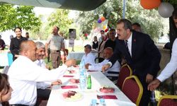 Engelli, yaşlı ve çocuklar Ahlat’ta aynı sofrada buluştu