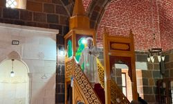 Ahlat'ta Cuma Hutbesinde Ayasofya'nın yeniden ibadete açılışı hatırlatıldı