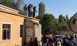 Bitlis'te asırlık damat geleneği yaşatılıyor