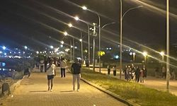 Tatvan sahilinde akşam yoğunluğu yaşanıyor