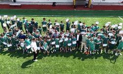 Bitlis'te Konyaspor Futbol Okulu'ndan 150 sporcuya katılım belgesi