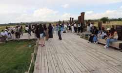 Ahlat Selçuklu Meydan Mezarlığı'nda yaz yoğunluğu başladı