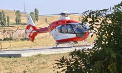 77 yaşındaki hasta helikopter ambulansla Erzurum’a sevk edildi