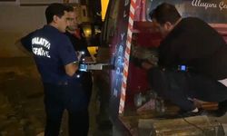 Çekicinin kasasında mahsur kalan kediye itfaiye yetişti