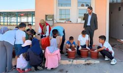 Çıldır'da 'Yeşeren eller' projesiyle doğaya katkı