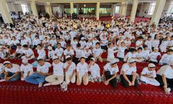 Erzurum’da gençlerden cami buluşmasına yoğun ilgi