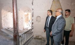 Hasar gören tarihi konak yeniden ayağa kaldırılıyor