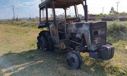 Kars'ta traktör alevlere teslim oldu