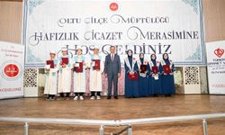 Oltu'da 54 hafız için icazet merasimi gerçekleştirildi