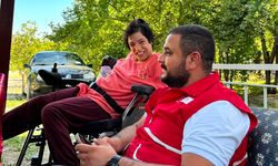 Genç Kızılay Adilcevaz’dan özel gereksinimli bireye akülü araç desteği