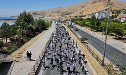 Adilcevaz’da “Buluşuyoruz” coşkusu
