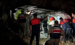 Tatvan’da iki aracın çarpıştığı kazada 4 kişi yaralandı