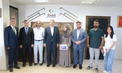 Ahlat'ın YKS ve LGS birincileri ödüllendirildi