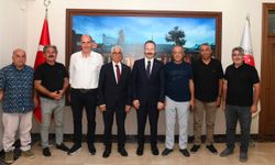 Ahlat heyetinden Ardahan Valisi Yamlı'ya 'Hayırlı Olsun' ziyareti